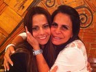Gretchen posta foto com Viviane Araujo: 'Amiga sempre'
