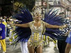 Vídeo: Paulo Barros samba com Juliana Alves após desfile da Tijuca
