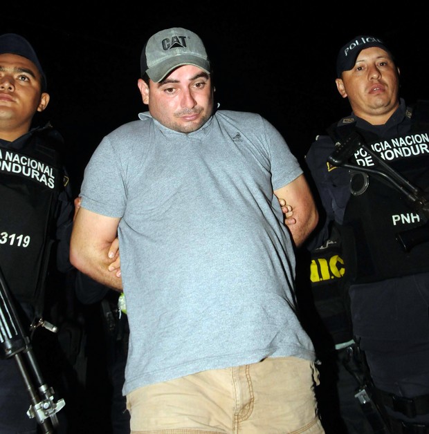Plutarco Antonio Ruíz é preso pelo assassinato da Miss Honduras Mundo e sua irmã (Foto: STR / AFP)