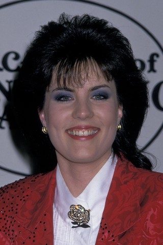 Holly Dunn foi atração da 23 edição do Country Music Awards, em 1988 (Foto: Getty Image)