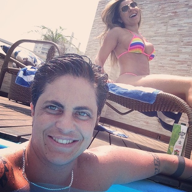 Thammy Miranda com a namorada, Andressa Ferreira (Foto: Instagram)