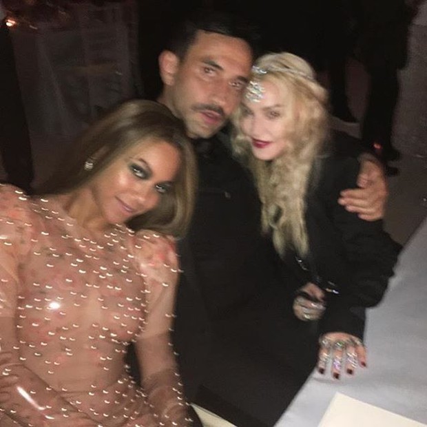 Beyoncé, Riccardo Tisci e Madonna no MET (Foto: Reprodução/Instagram)