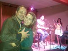 Andréia Sorvetão canta com o marido em show no Rio