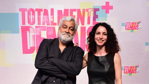 Paulo Halm e Rosane Svartman, os autores da novela Totalmente Demais (Foto: Globo/Estevam Avellar)