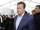Arnold Schwarzenegger está sendo chantageado com foto íntima, diz jornal