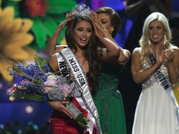 Nia Sanchez, representante do estado de Nevada, é eleita a Miss EUA 2014 (Foto: Adrees Latif/ Reuters)
