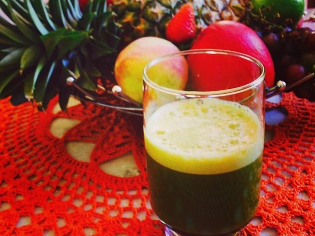 Grazi Massafera posta foto de suco verde (Foto: Instagram / Reprodução)