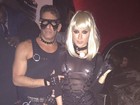 Thaila Ayala aparece com look sensual em festa de Halloween em NY