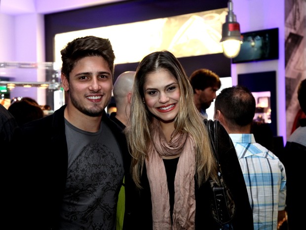 Daniel Rocha e Jéssika Alves em inauguração de loja no Rio (Foto: Claudio Andrade/ Foto Rio News)