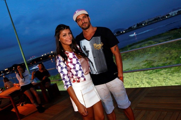 Ex-BBBs Franciele e Diego no Fashion Rio (Foto: Felipe Assumpção / AgNews)