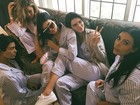 Kylie Jenner posta foto com todas as Kardashians vestindo mesmo pijama