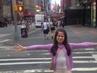Claudia Raia divulga foto da filha em Nova York