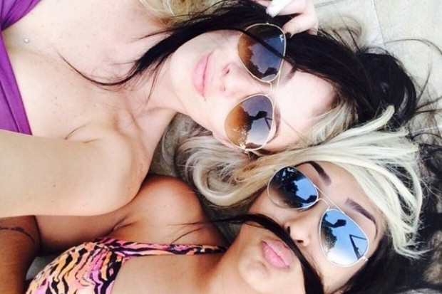 Amanda Djehdian e Ariane Cerqueira (Foto: Reprodução/Instagram)