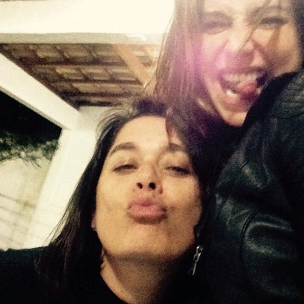 Fernanda Vasconcellos com a mãe (Foto: Instagram/Reprodução)