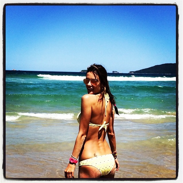 Alessandra Ambrósio (Foto: Reprodução / Instagram)