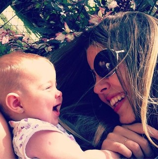 Debby Lagranha e filha, Maria Eduarda (Foto: Instagram / Reprodução)