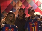 Lexa e Guimê tietam Neymar em Barcelona
