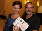 Júlia Lemmertz vai com o marido, Alexandre Borges, ao teatro