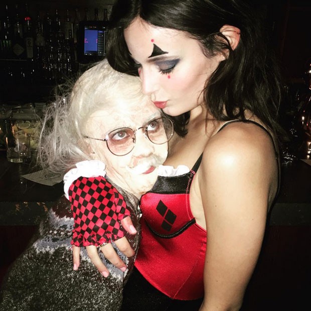 Sara Sampaio fantasiada em festa de Halloween em Nova York, nos Estados Unidos (Foto: Instagram/ Reprodução)