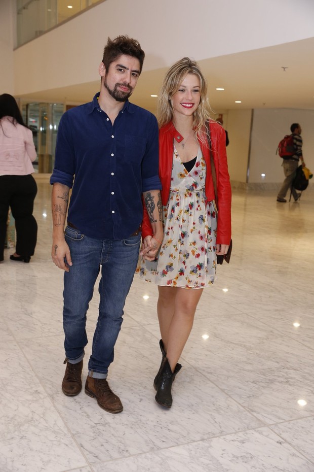 Juliana Didone e o namorado (Foto: Alex Palarea e Felipe Panfili / AgNews)
