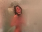 Luciana Gimenez posa nua no banheiro e posta foto na web
