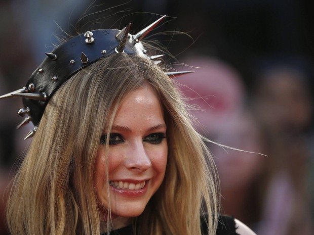 Avril Lavigne em premiação em Toronto, no Canadá (Foto: Mark Blinch/ Reuters)