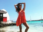 Thaila Ayala sensualiza em foto durante viagem pela Espanha 