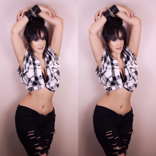 Marina Elali impressiona seguidores ao mostrar cinturinha (Foto: Reprodução/Instagram)
