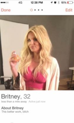 Perfil de Britney Spears no Tinder (Foto: Reprodução)