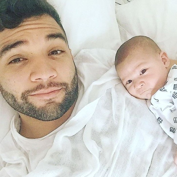  Jonathan Costa e o filho, Salvatore (Foto: Reprodução/Instagram)