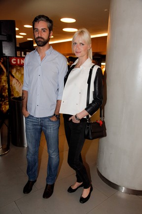 Ana Claudia Michels e o marido em pré-estreia de filme em São Paulo (Foto: Marcos Ribas/ Foto Rio News)