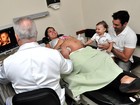 Grávida do segundo filho, Priscila Pires realiza ultrassonografia 4D