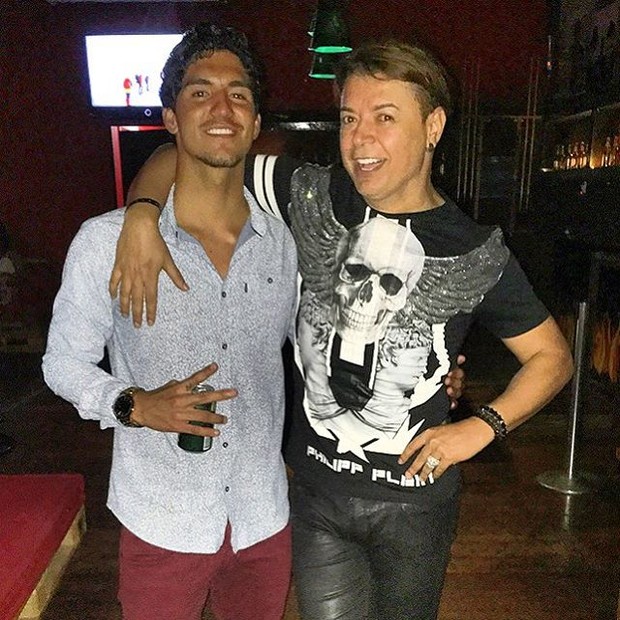 Gabriel Medina e David Brazil em Maresias, litoral Norte de São Paulo (Foto: Instagram/ Reprodução)