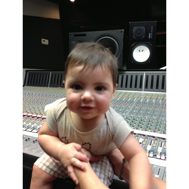 Shakira posta foto do filho, Milan (Foto: Instagram / Reprodução)