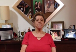 Dona Nilda Abrão, mãe de Chorão (Foto: Reprodução / Youtube)