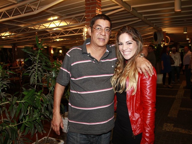 Zeca Pagodinho e Anamara em festa no Rio (Foto: Isac Luz/ EGO)