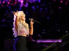 Mais magra, Christina Aguilera se apresenta no 'The Voice'