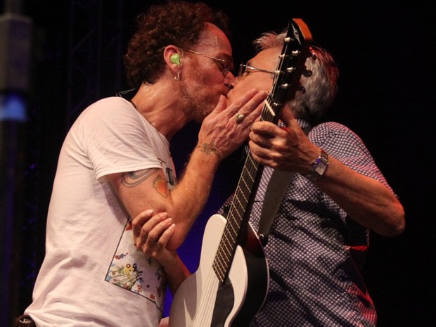 Nando Reis e Caetano Veloso em show no Rio (Foto: Thyago Andrade/ Brazil News)