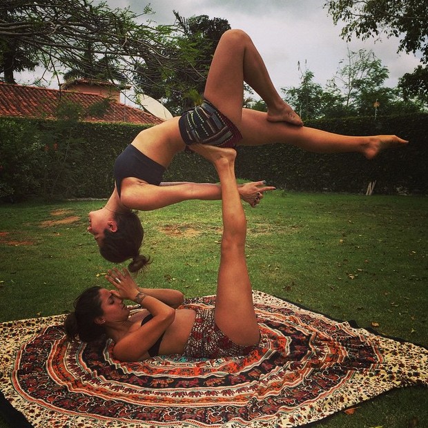 Paula Morais e amiga (Foto: Instagram / Reprodução)