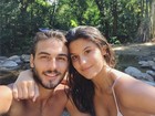 Brenno Leone posta foto coladinho com Giulia Costa e diz: 'Ê saudade'