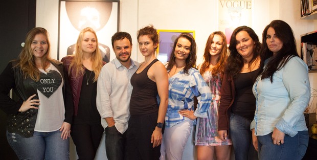 Adrilles com a equipe de modelos plus size que participaram do workshop (Foto: Equipe Plus/Divulgação)