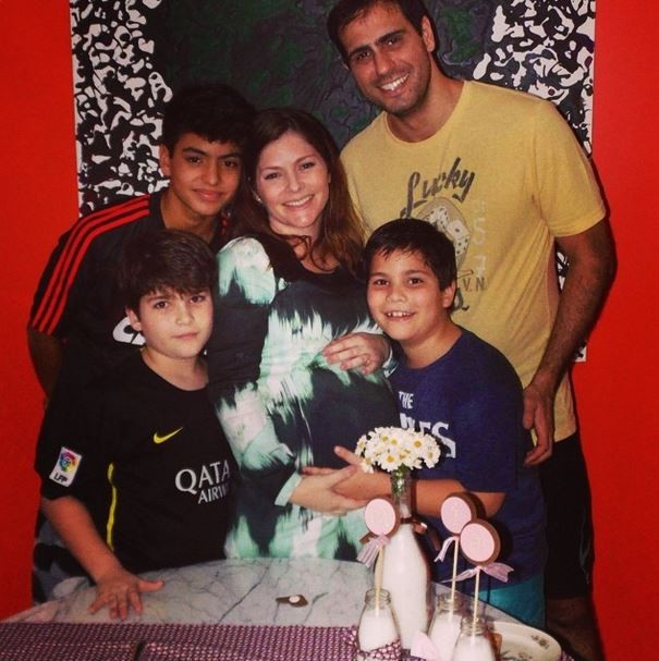 Ana Paula Tabalipa e família (Foto: Instagram / Reprodução)