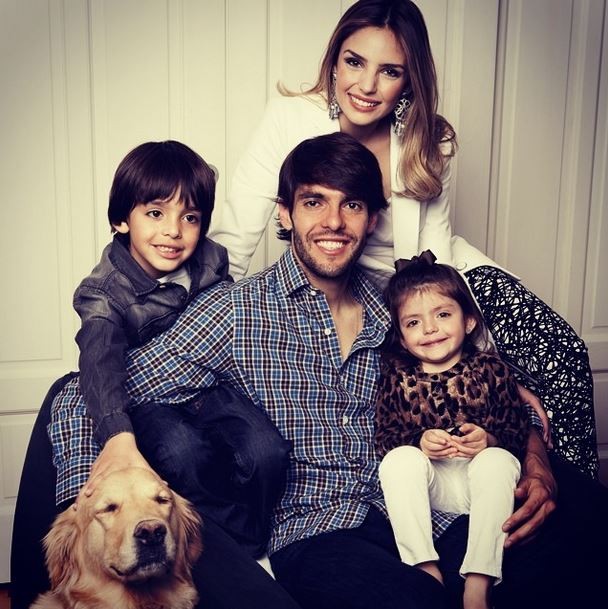 Kaká e familia (Foto: Instagram/Reprodução)
