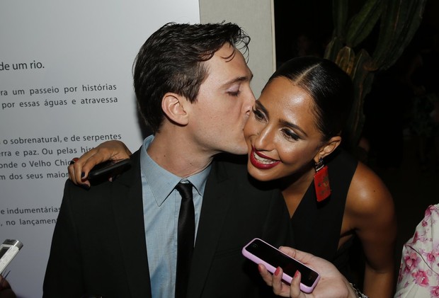 Camila Pitanga e Igor (Foto: Marcos Serra Lima/EGO)