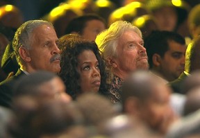 Oprah no funeral (Foto: AFP)