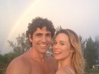 Gianecchini posta foto com Mariana Ximenes e arco-íris ao fundo