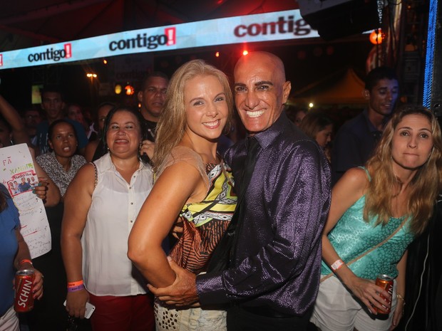 Carla Perez e Amin Khader em show do Harmonia do Samba em Salvador, na Bahia (Foto: Fred Pontes/ Divulgação)