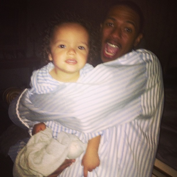 Nick Cannon se diverte com o filho (Foto: Instagram)