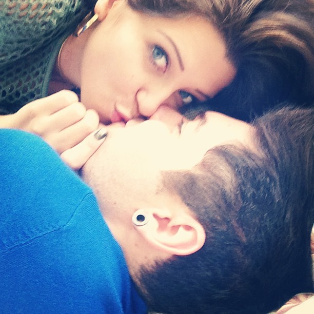Andressa dá beijinho em Nasser (Foto: Reprodução_Instagram)