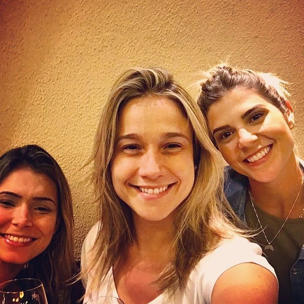 Fernanda Gentil e amigas (Foto: Reprodução/Instagram)